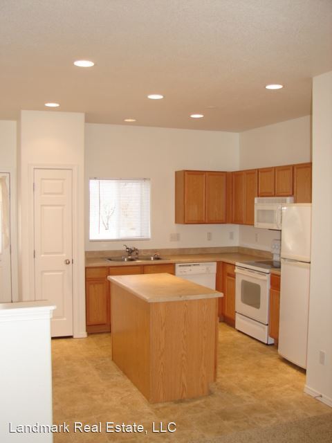 Foto del edificio - 2 br, 2.5 bath House - 10515 Country Park ...