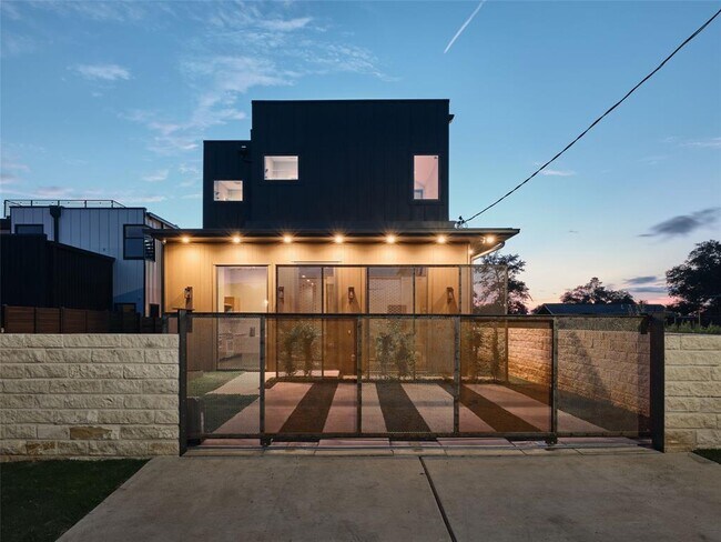 Foto del edificio - 412 Kemp St