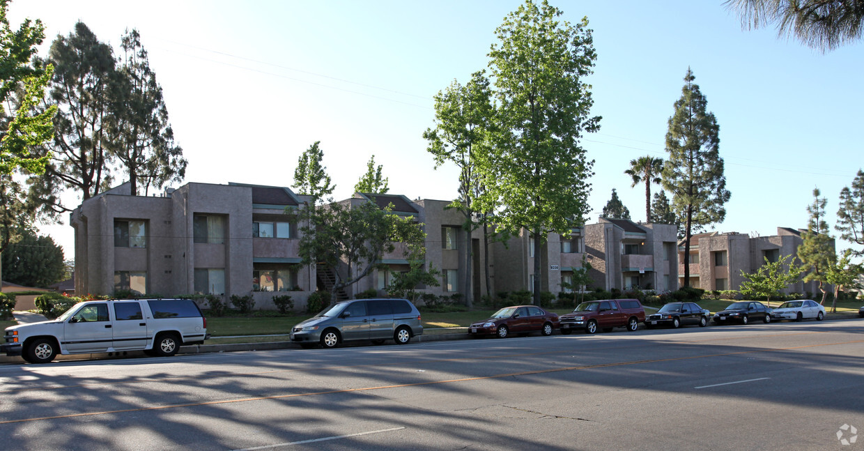 Building Photo - Pendleton Arms Apartments