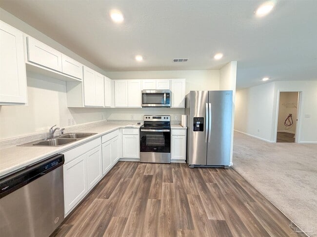 Building Photo - 6509 June Bug Dr