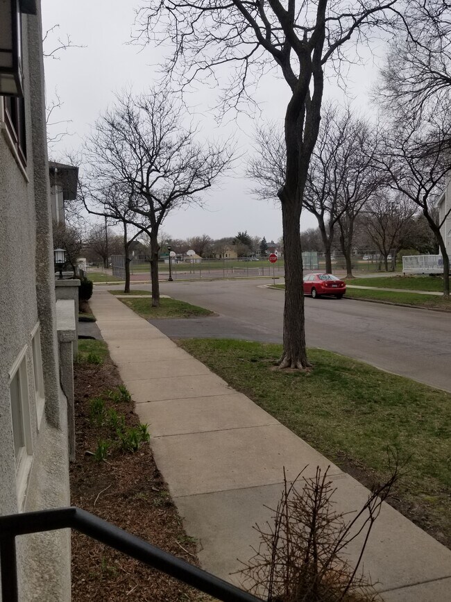 Foto del edificio - 666 Ashland Ave