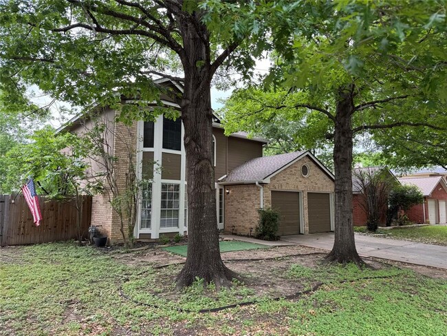Building Photo - 2103 Aster Way