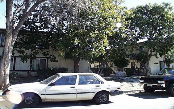 Foto del edificio - 7320-7332 Milwood Ave