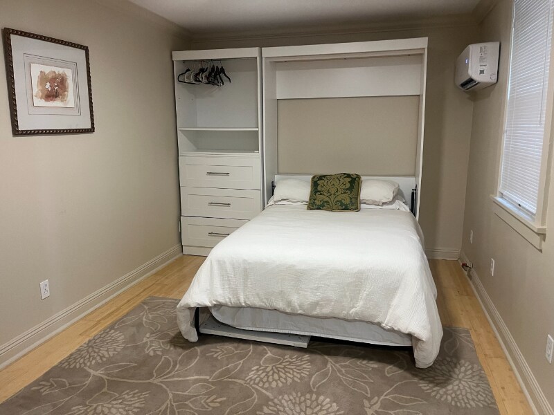 Foto principal - 2616 Royal St