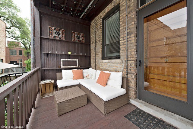 Building Photo - 5070 N Ravenswood Ave