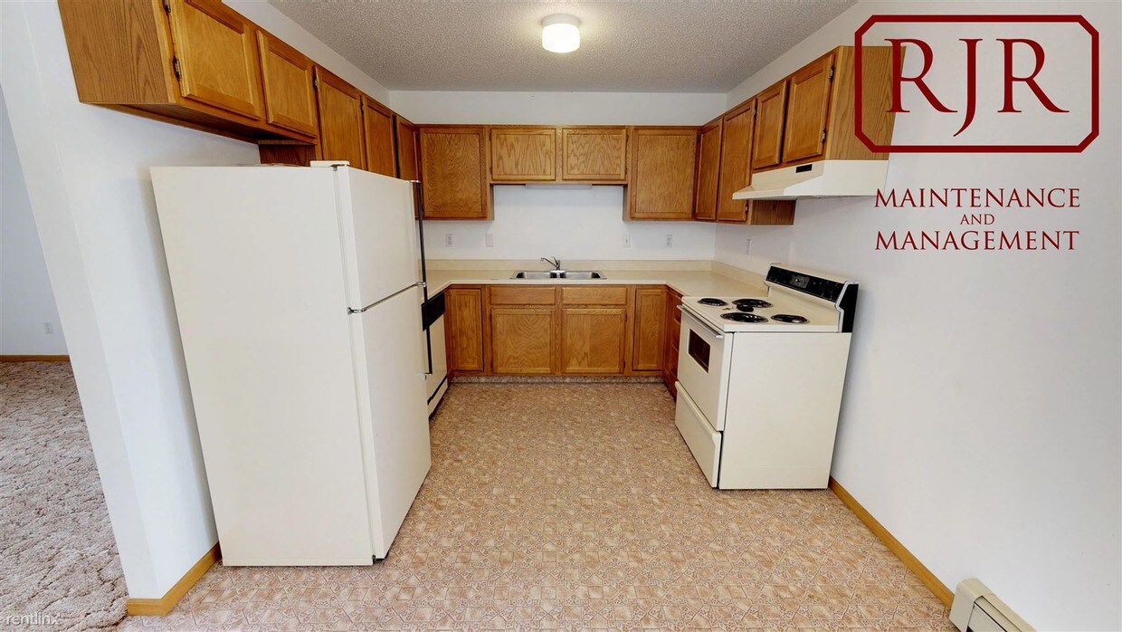 Primary Photo - 2 br, 1 bath 4plex - 202 2nd Ave NE #1