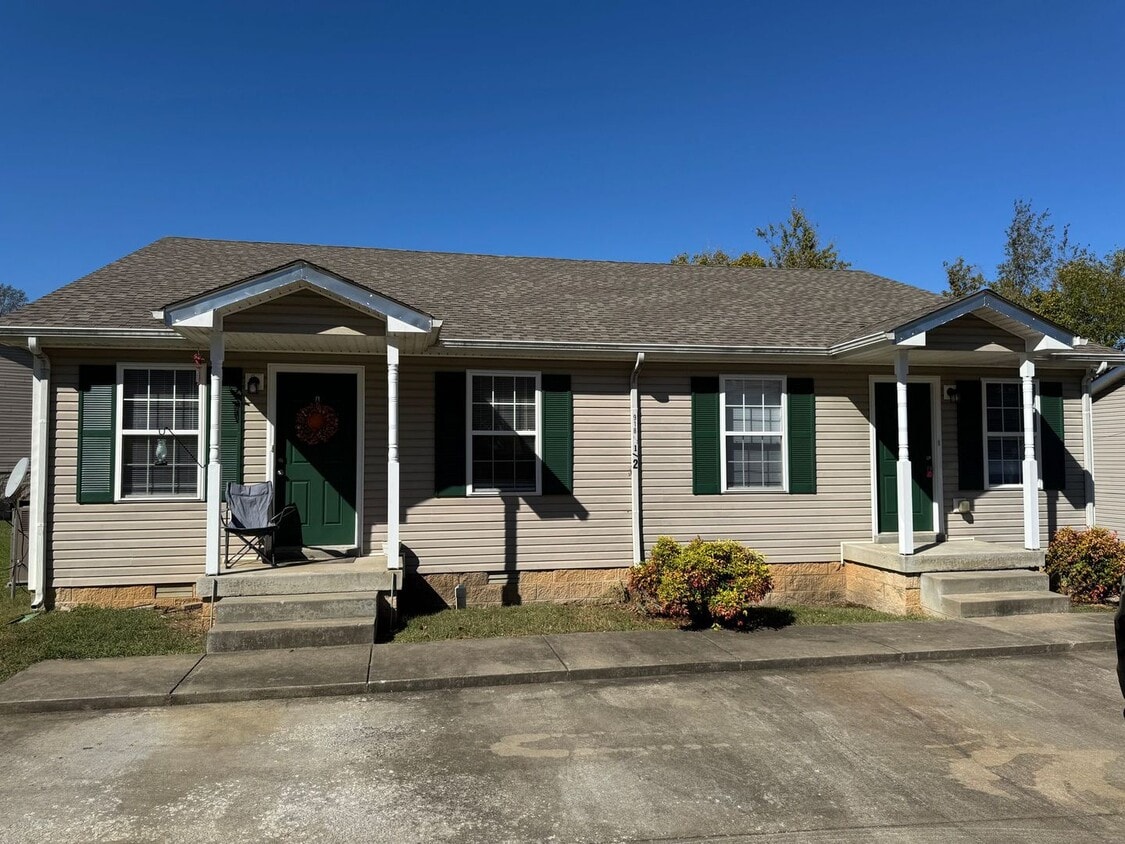 Foto principal - Fry - 918 1/2 Kingsbury Dr