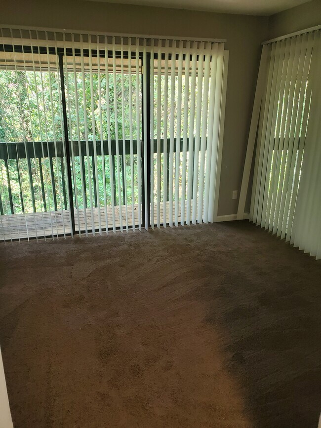 Foto del edificio - 3575 Oakvale Rd