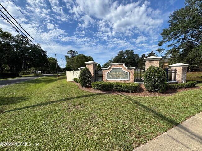 Foto del edificio - 7806 Melvin Rd