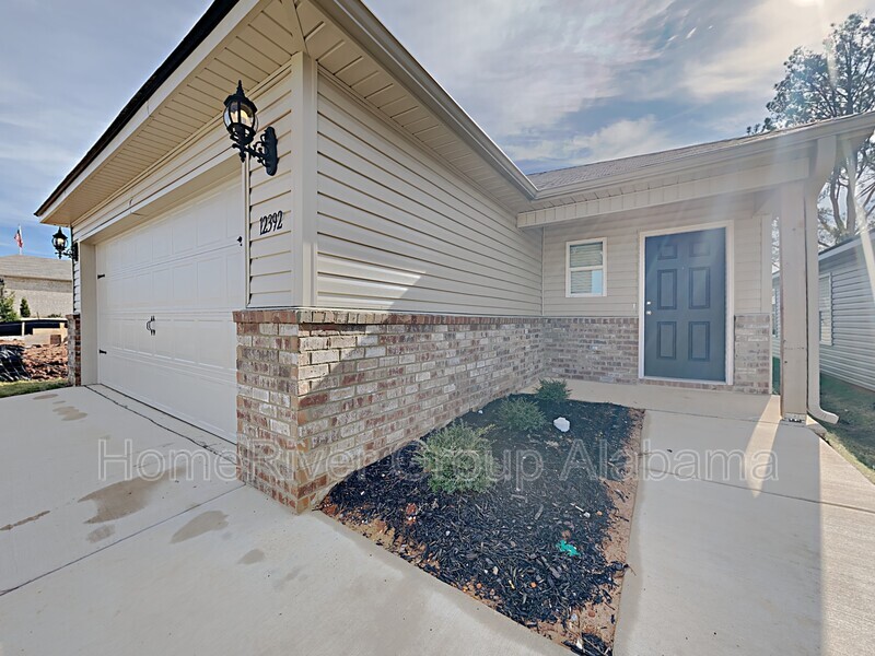 Primary Photo - 12392 Waterbury Dr