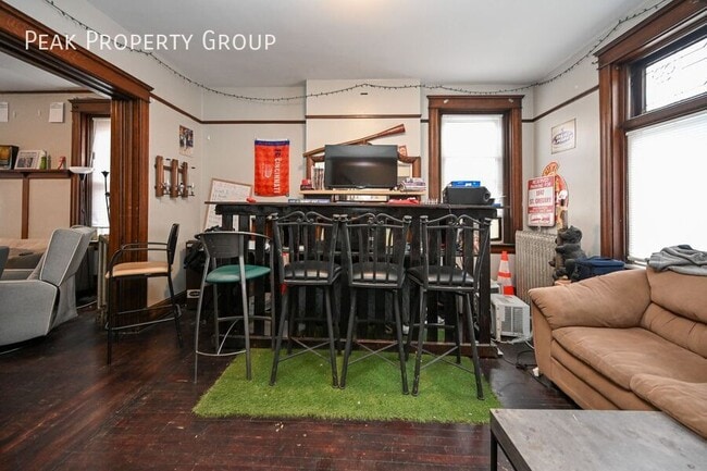 Photo - 305 W McMillan St Apartment