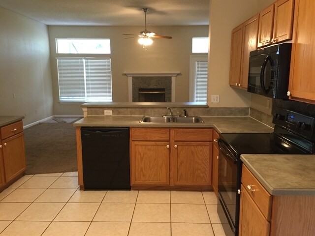 Foto del edificio - 2931 Plum Orchard Drive