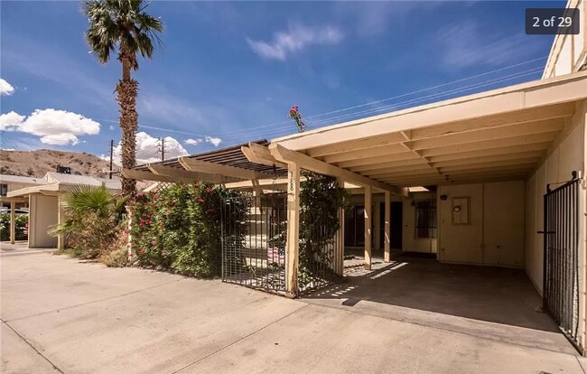 Foto del edificio - 4 bath 2 bed house in Laughlin NV