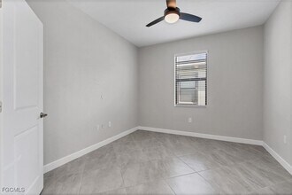 Building Photo - 11368 Canopy Loop