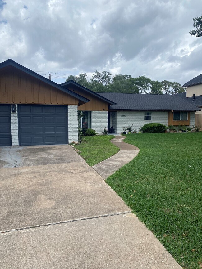 Foto del edificio - 12930 Kimberley Ln