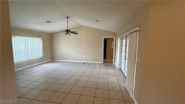 Building Photo - 1540 Crestwood Cir N
