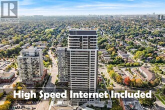 Building Photo - 75 Canterbury Pl