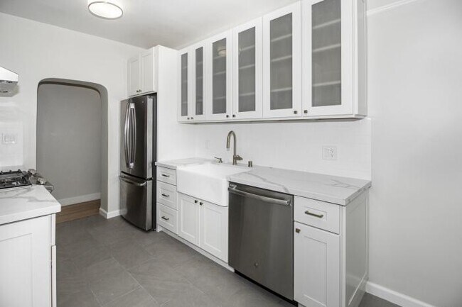 Foto del edificio - 2 bedroom in San Francisco CA 94115