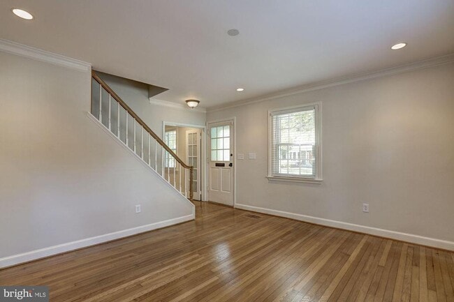 Building Photo - 5119 Manning Dr