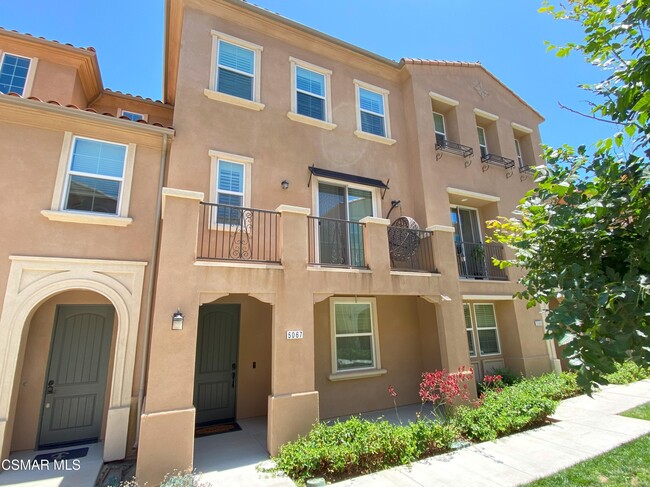 Building Photo - 5067 Manzano St