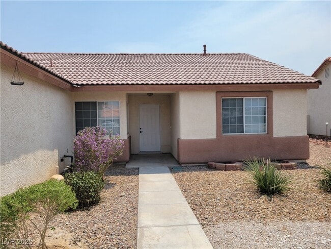 Building Photo - 2809 El Cubano Ct