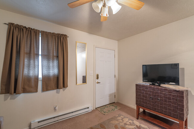 Foto del edificio - 2800 Albright Rd - Nightly Leasing!
