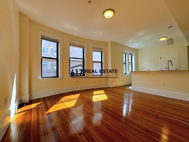Foto del edificio - 881 Mass Ave. Unit 34
