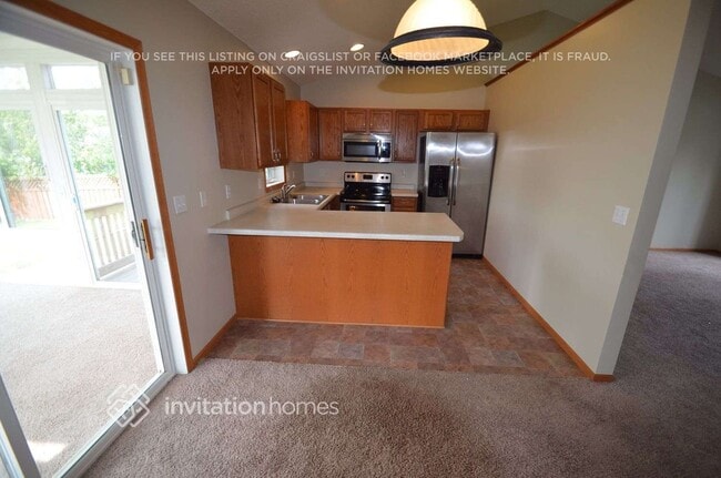 Building Photo - 26678 Oakridge Way