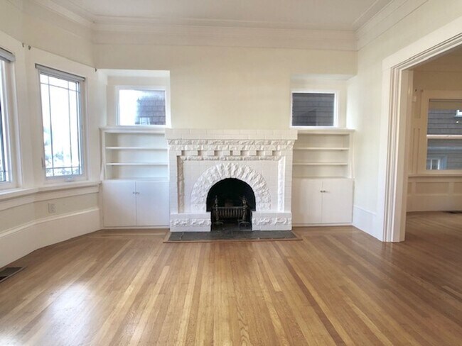 Foto del edificio - 1714 Santa Clara Ave