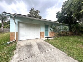 Building Photo - 2610 Orange Tree Dr