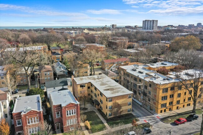 Foto del edificio - 311 Sherman Ave