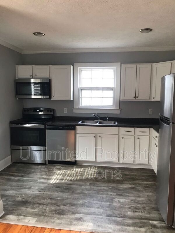 Building Photo - 2058 Burnett Blvd