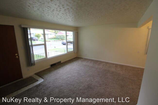 Foto del edificio - 3 br, 1 bath House - 6029 N. Montevista Pl.