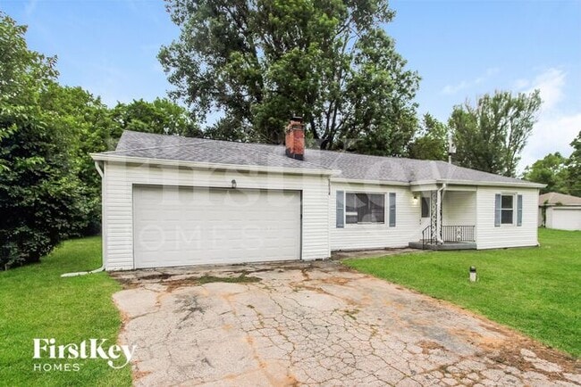 Building Photo - 5614 N Victoria Dr