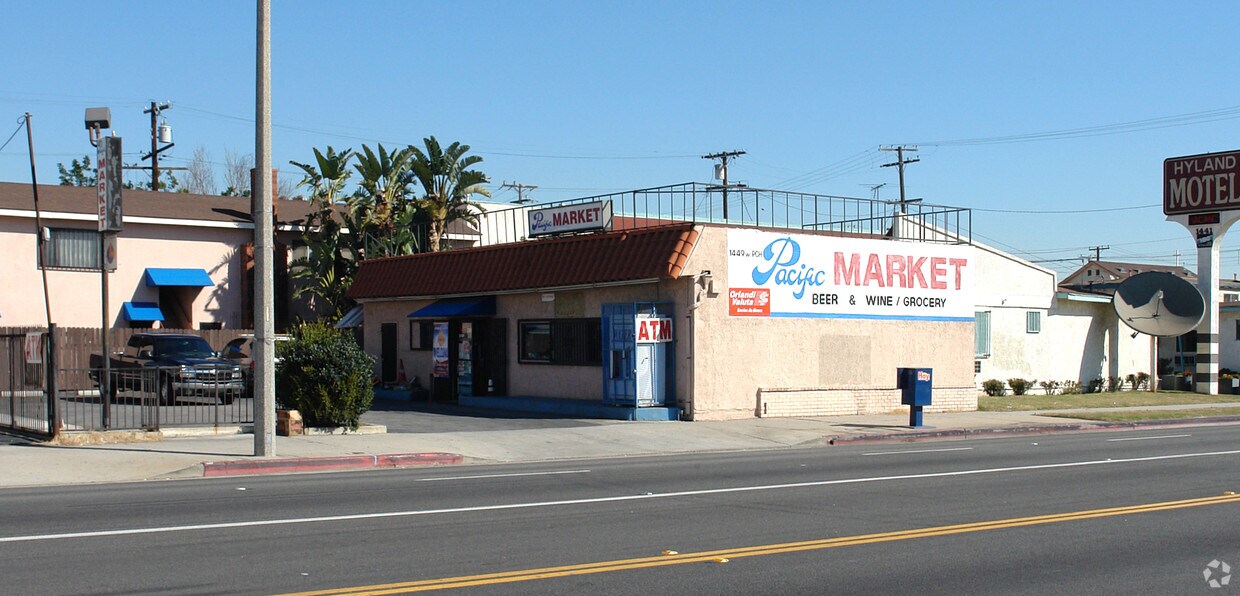 Primary Photo - 1457 W Pacific Coast Hwy