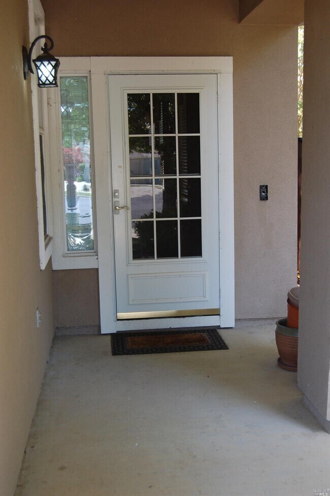 Foto del edificio - 1754 River Oaks Cir