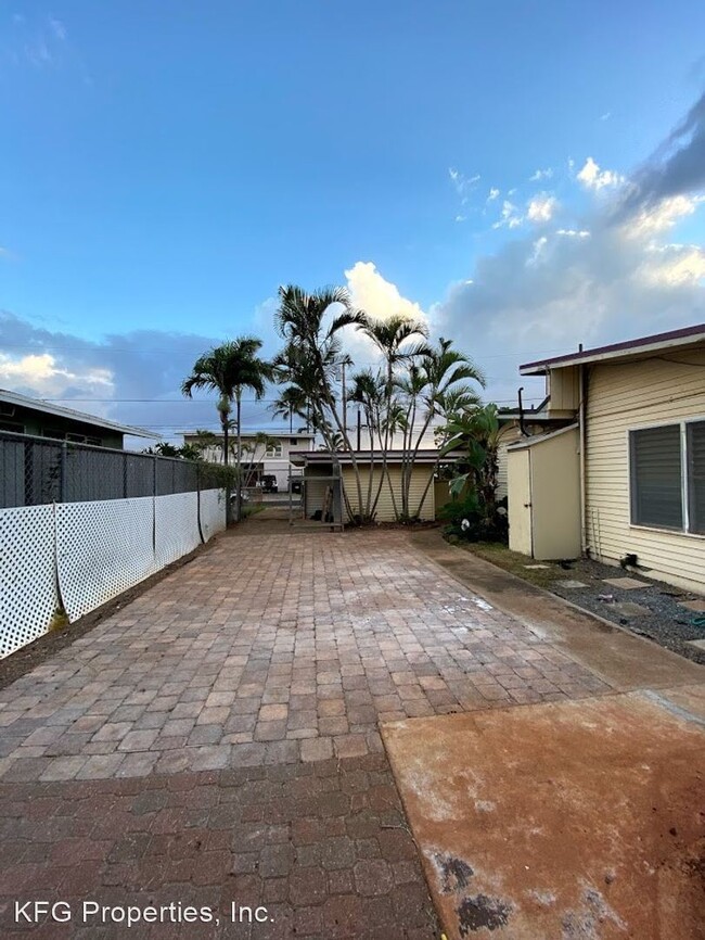 Building Photo - 3 br, 2 bath House - 91-508 Pupu Street
