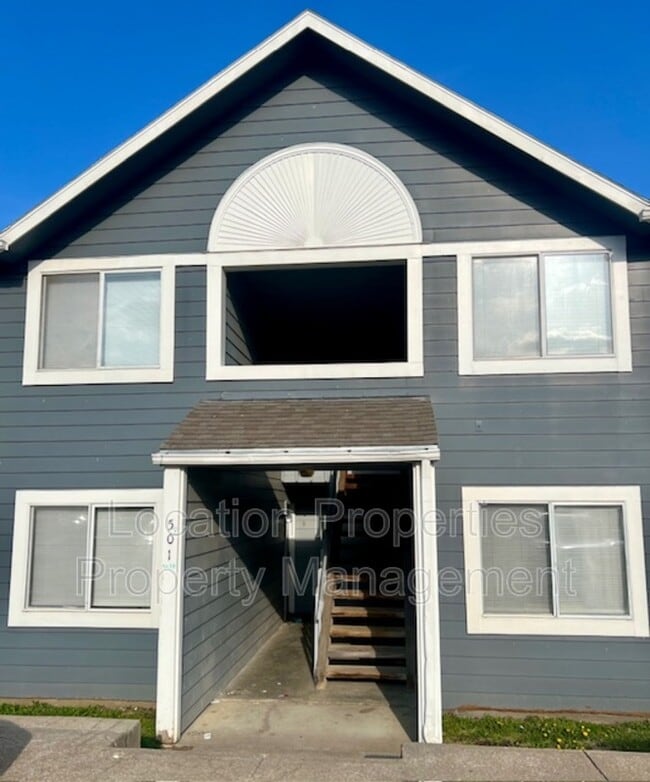 Building Photo - 501 Colorado St