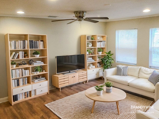 Building Photo - 828 E 145th Ave