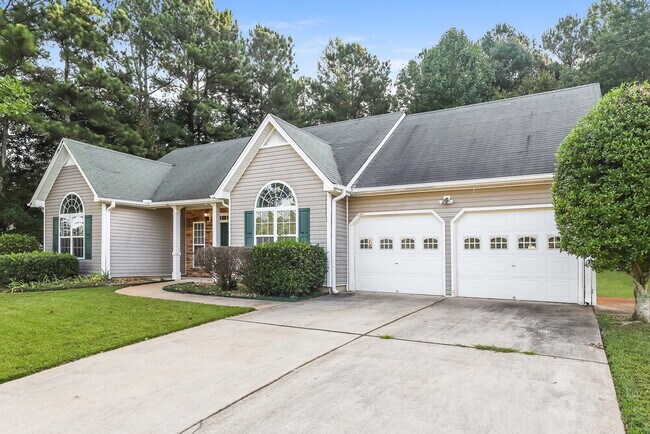 Building Photo - 229 Oakview Dr
