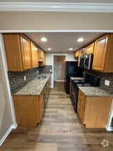 Building Photo - 2257 Castle Rock Square