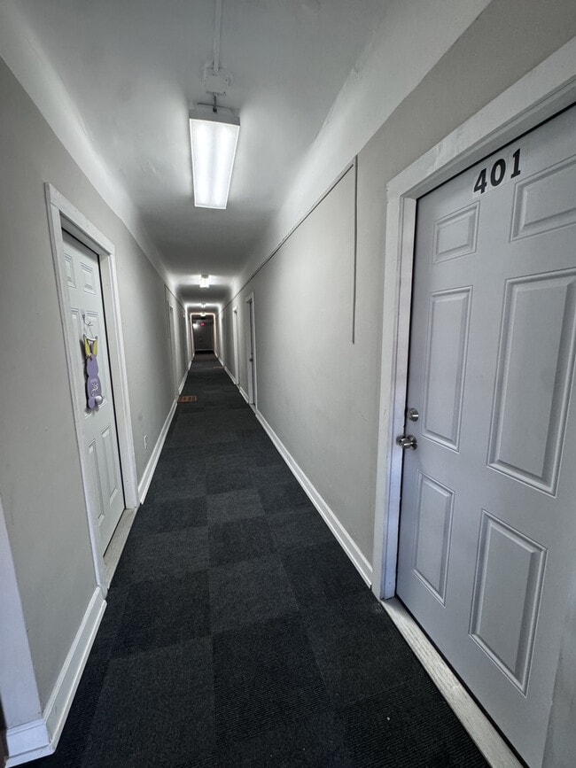 Foto del edificio - 3302 Kenilworth Ave