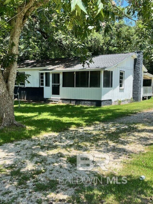 Foto principal - 7329 Twin Beech Rd