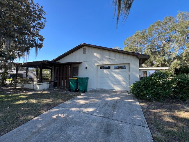 Building Photo - Charming 2 Bedroom (+ Bonus Room), 2 Bathroom Home in Eustis!!