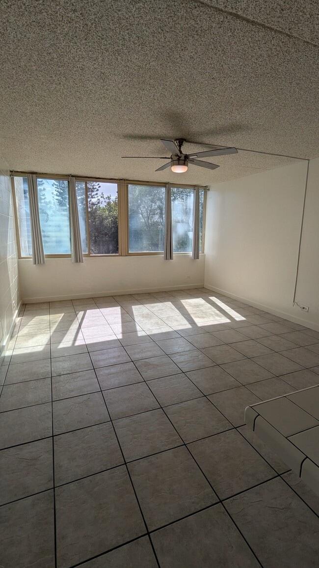 Building Photo - 111 Kahului Beach Rd