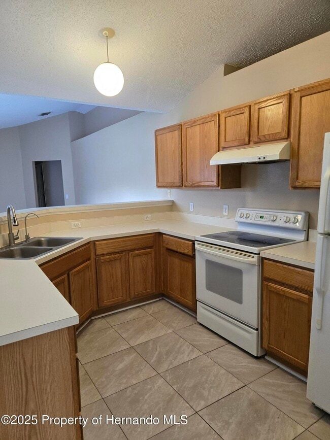 Building Photo - 2072 Haulover Ave