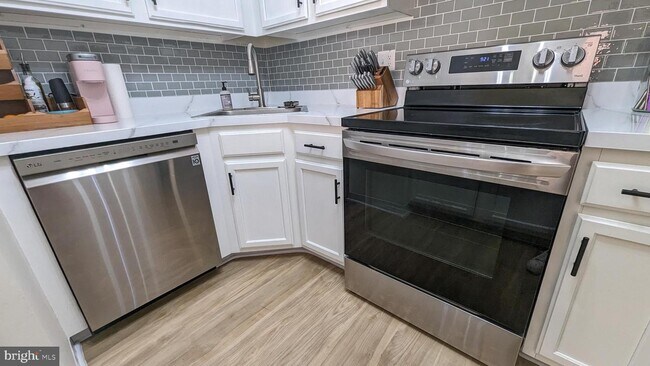 Foto del edificio - 2515 Sussex Ct