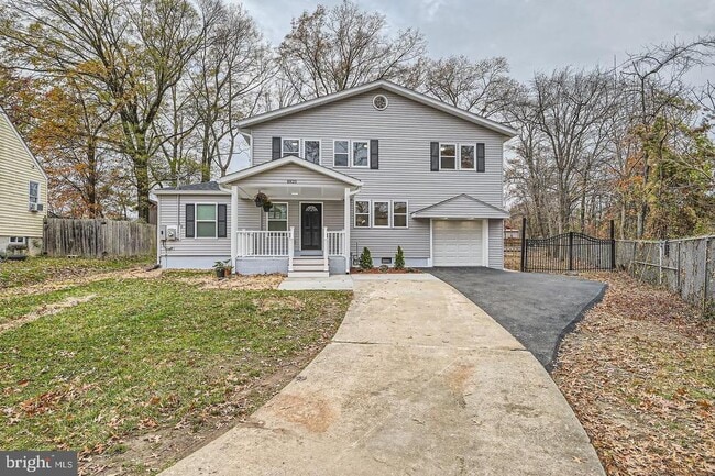 Building Photo - 8820 Fearne Ave