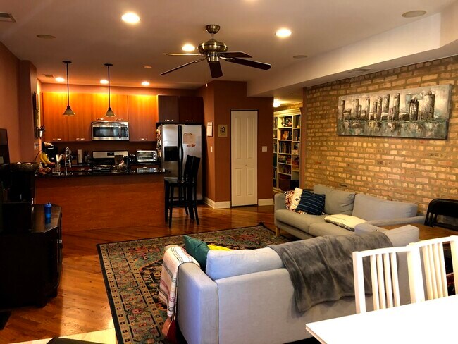 Foto del edificio - 6309 N Francisco Ave