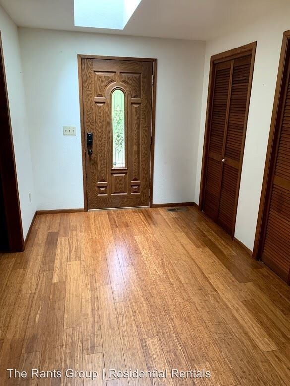 Building Photo - 3710 Goldcrest Heights NW